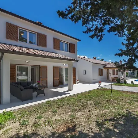 Vila Ana Labin (Istria)